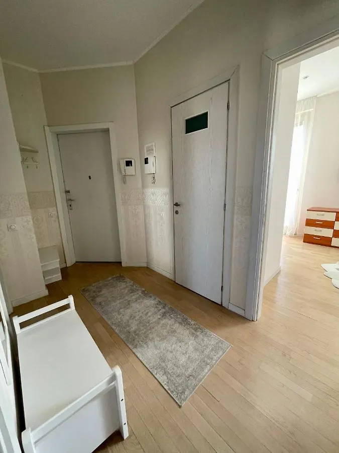 Central Loft Varese 0*,